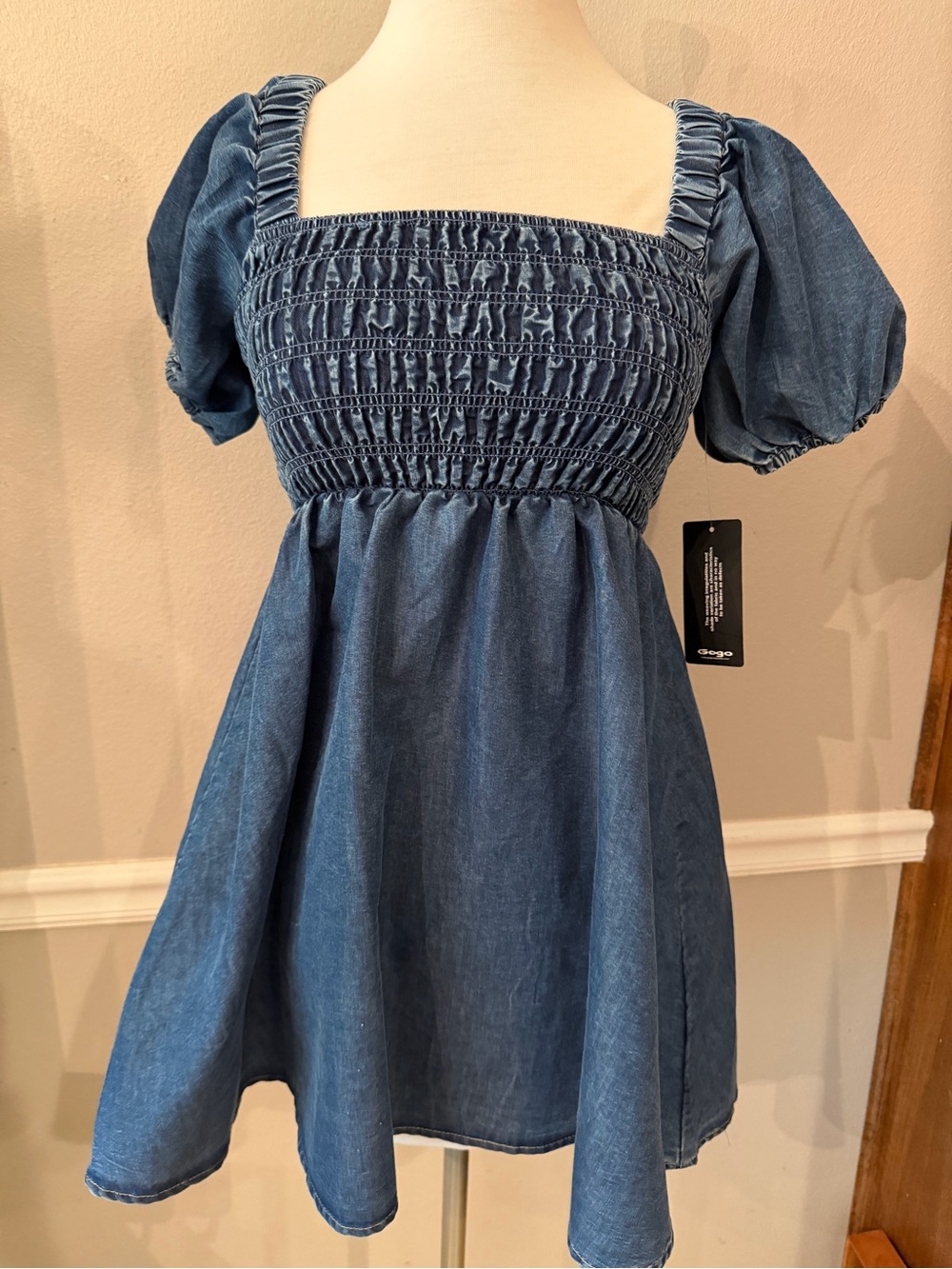 Smocked Denim Puff-Sleeve Women's Top - Denim Blue Babydoll